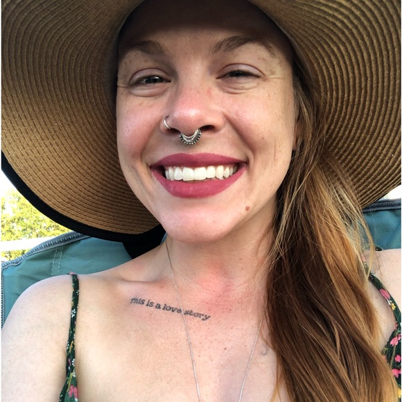 Meet your Posher, Rachael - Picture 2 of 7